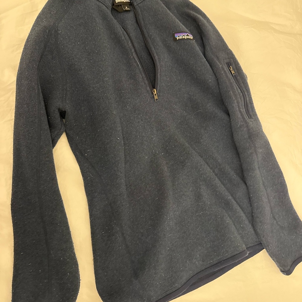 Patagonia women's Blue quarter zip